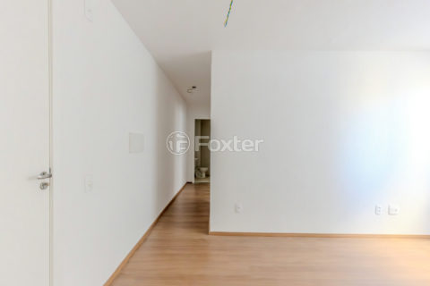Image 3 - 877045