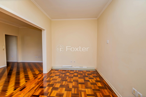 Image 7 - 877230