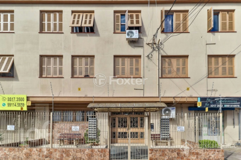 Image 39 - 877332