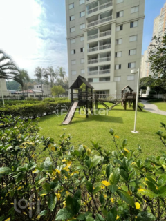 Image 21 - 877369