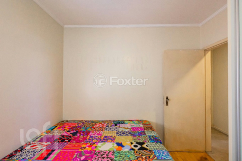Image 7 - 877541