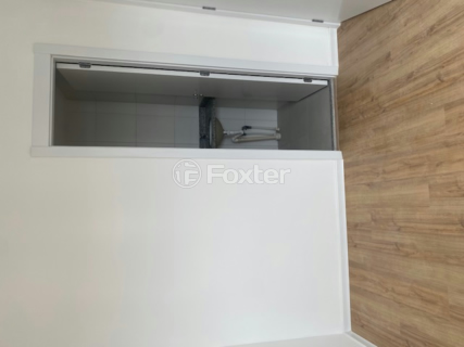 Image 4 - 877548