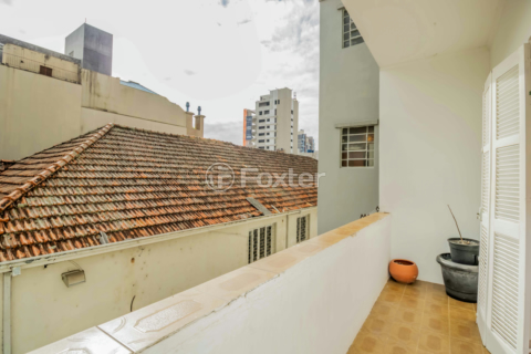 Image 3 - 877561