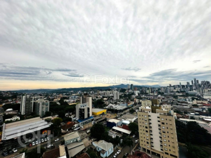 Image 13 - 877573