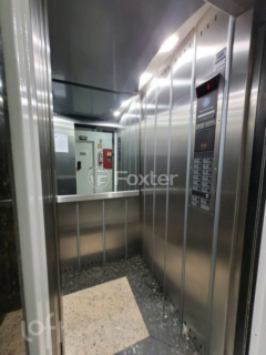 Image 39 - 877622