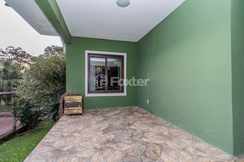 Image 35 - 877733