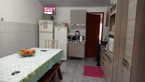 Image 4 - 877839