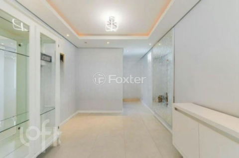 Image 3 - 877868