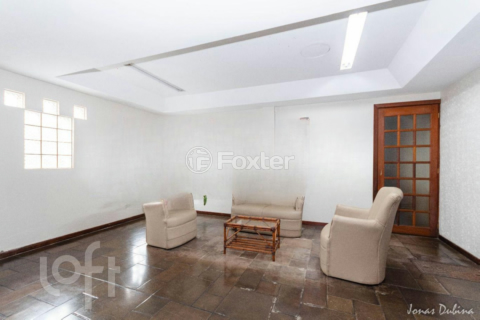 Image 32 - 877871