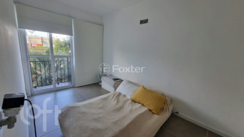 Image 7 - 878053