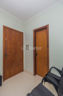 Image 8 - 878073