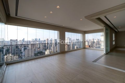 Image 1 - 878079