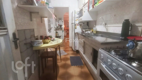 Image 8 - 878090