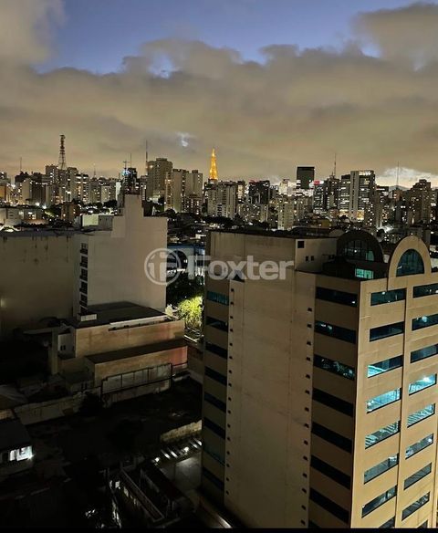 Image 2 - 878163