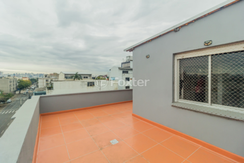 Image 11 - 878165