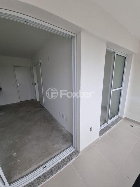 Image 1 - 878174