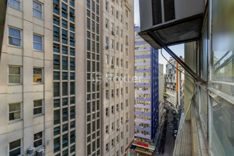 Image 16 - 878185