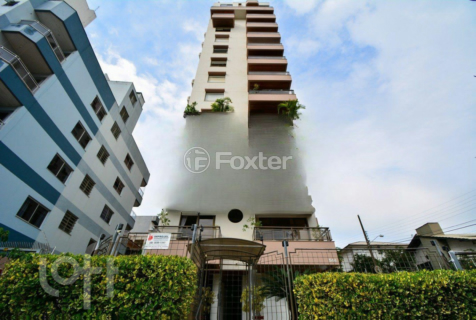 Image 30 - 878395