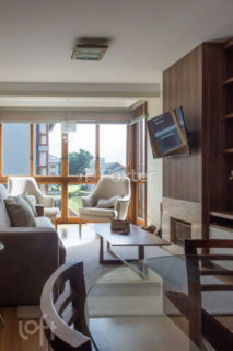 Image 16 - 878413