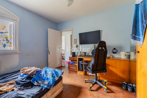 Image 30 - 878431