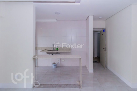 Image 3 - 878439
