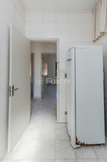 Image 39 - 878544