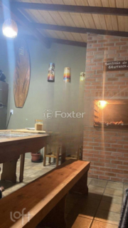 Image 6 - 878574