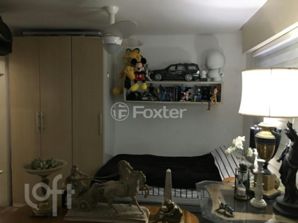 Image 1 - 878676