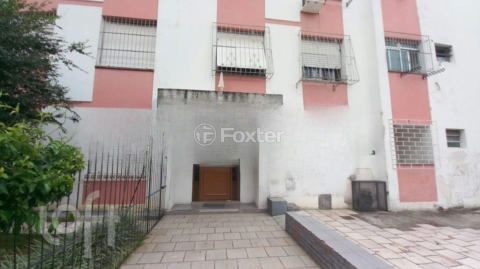 Image 7 - 878676