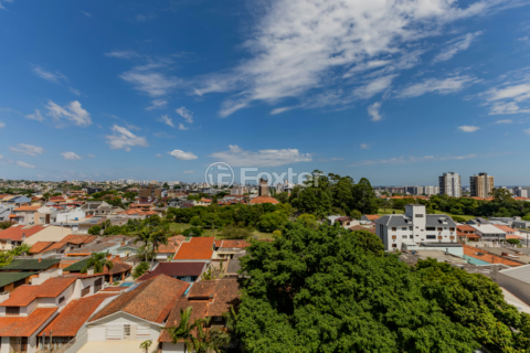 Image 1 - 878677