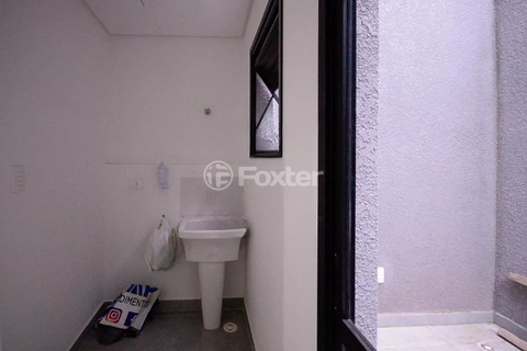 Image 9 - 878699