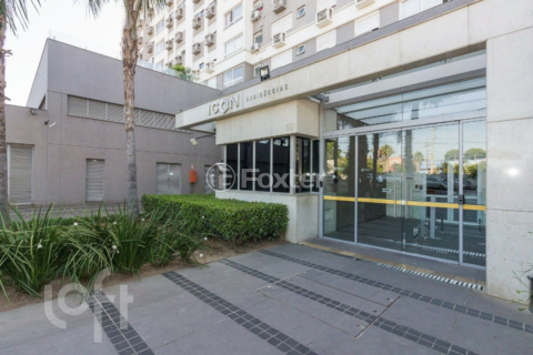 Image 32 - 878825