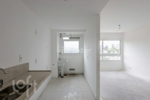Image 4 - 878825
