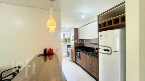 Image 6 - 878931