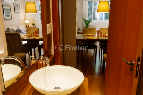 Image 9 - 878984