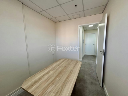 Image 3 - 878986