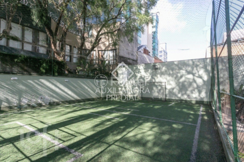 Image 36 - 879012