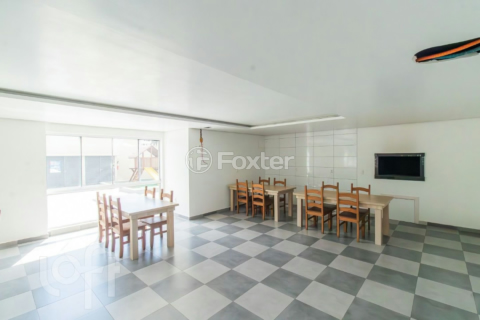 Image 20 - 879078