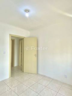 Image 7 - 879109