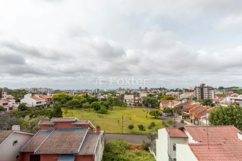 Image 33 - 879113