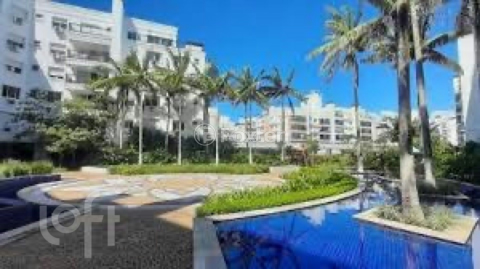 Image 37 - 879151
