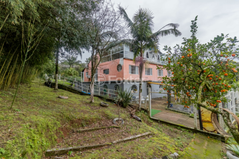 Image 44 - 879161
