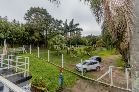 Image 32 - 879161