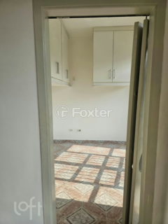 Image 7 - 879180