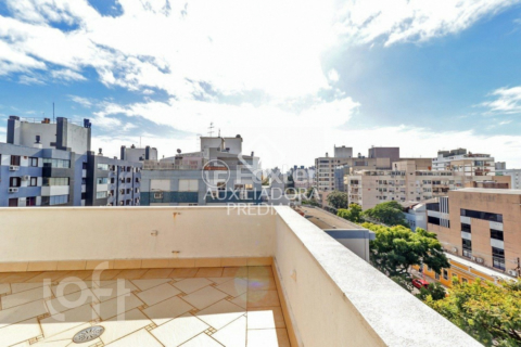 Image 7 - 879221