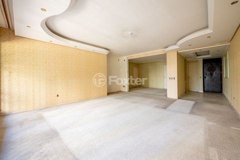 Image 6 - 879277