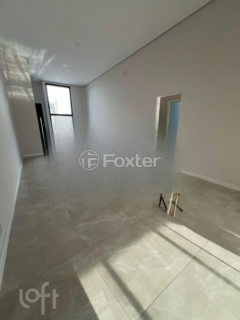 Image 3 - 879366