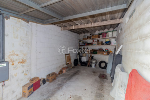 Image 34 - 879368