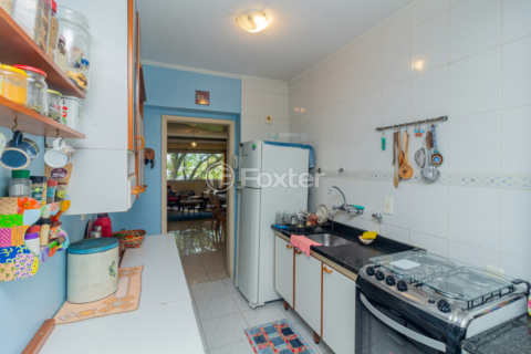 Image 29 - 879368