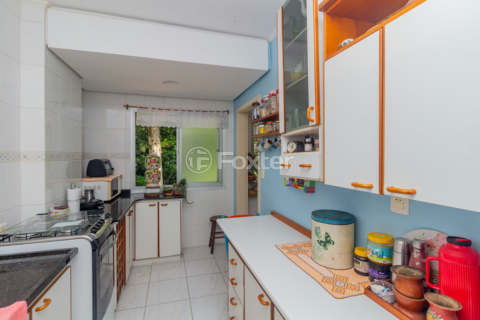Image 32 - 879368